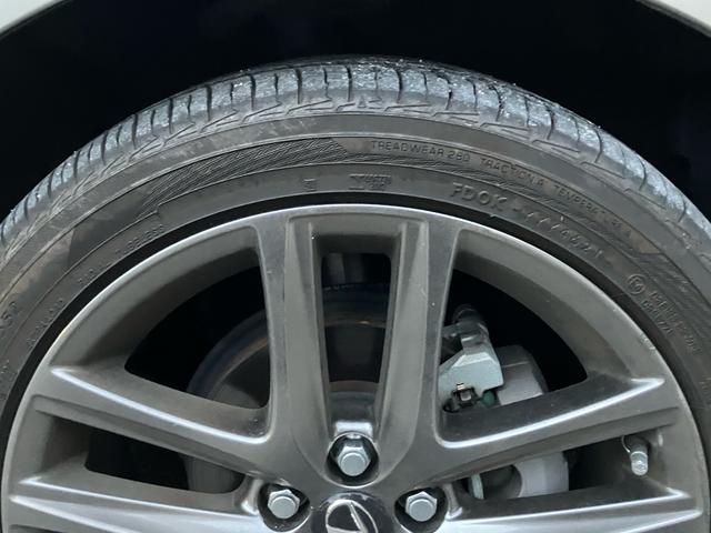 CT CT200h Fスポーツ ナビ・フルセグTV/Bluetooth接続/LEDヘッドランプ/レーダークルーズコントロール/パワーシート/シートヒーター/プッシュスタート/バックカメラ/スマートキー(27枚目)