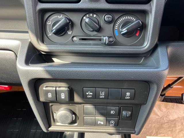 スーパーキャリイ Ｘリミテッド　届け出済み未使用車／ブラック加飾／衝突被害軽減ブレーキ／ＵＳＢポート／レーンアシスト／パークアシスト／アイドリングストップ／キーレスエントリー／オートマ４速（15枚目）