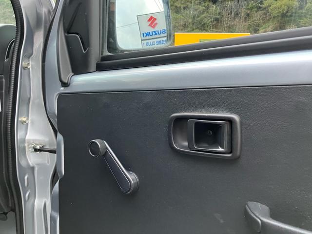 ピクシスバン スペシャル　ナビ・フルセグＴＶ／ＥＴＣ／バックカメラ／Ｂｌｕｅｔｏｏｔｈ接続／ＵＳＢ接続／ＣＤ・ＤＶＤ再生／マニュアル５速／社外アルミホイール（8枚目）