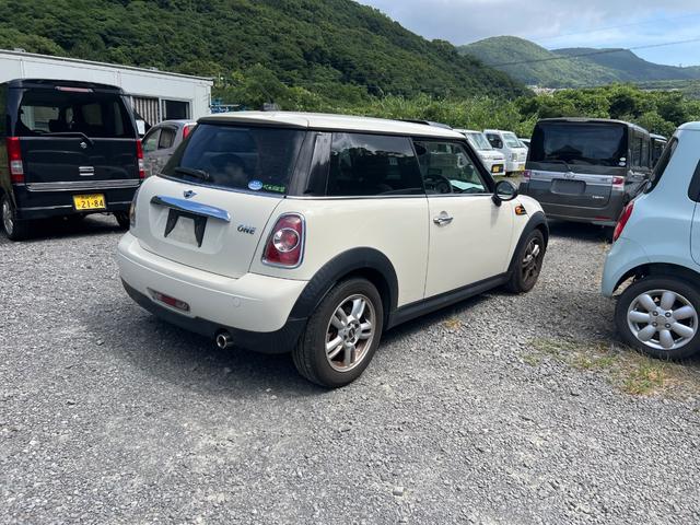 ＭＩＮＩ ワン（5枚目）