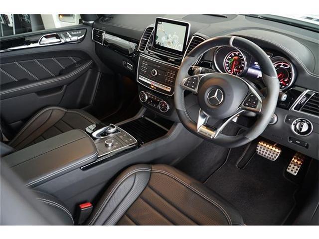 GLE63 S 4マチック パノラミックスライディングルーフ 21インチマットブラックアルミホイール AMGドライバーズパッケージ エアマティックサスペンション アダプティブブレーキ シートベンチレーター シートヒーター(15枚目)