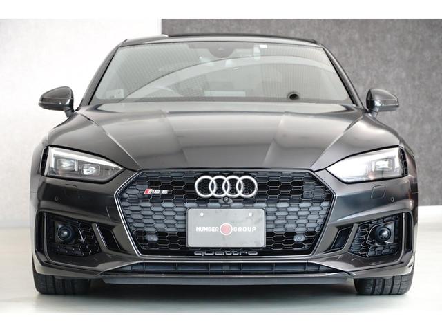 アウディ ＲＳ５スポーツバック