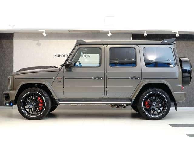 Ｇ６３　マヌファクトゥーアエディション　４ＷＤ　ブラバス　マンソリールーフライト取付済　ブラバスフロントスポイラー　ブラバスルーフスポイラー　純正ＡＭＧ２２インチ７ツインスポークＡＷ　ＡＭＧ強化ブレーキシステム　フリップダウン　ＤＶＤ(6枚目)