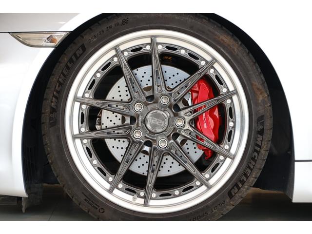 ケイマン ＧＴＳ　ＰＤＫ　１２２１ホイ－ル　車高調　ブラックアウト　純正有（7枚目）