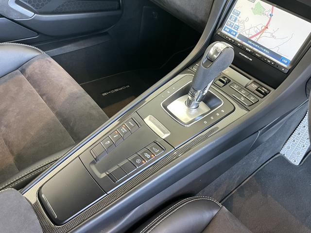 ケイマン ＧＴＳ　ＰＤＫ　１２２１ホイ－ル　車高調　ブラックアウト　純正有（19枚目）