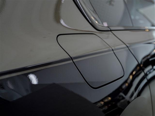 ７シリーズ ７４０ｉ　Ｍスポーツ　パノラマガラスＳＲ　Ｂ＆Ｗ　エグゼティブラウンジシート　アルカンターラルーフ　スペシャルペイント　２１ＡＷ（36枚目）