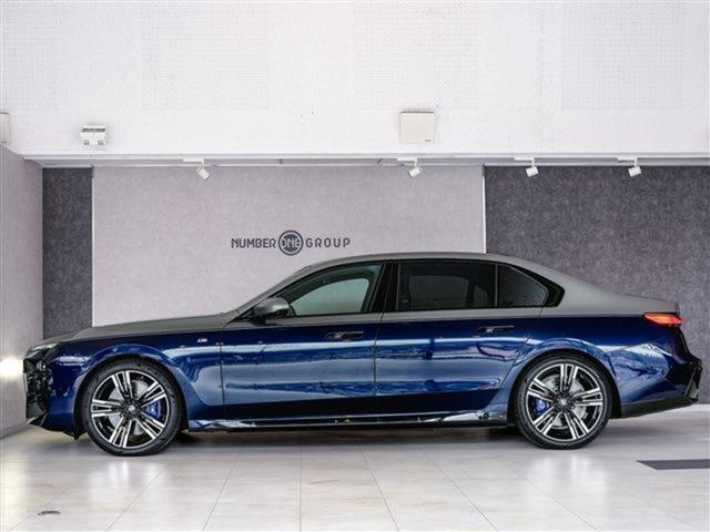 ７シリーズ ７４０ｉ　Ｍスポーツ　パノラマガラスＳＲ　Ｂ＆Ｗ　エグゼティブラウンジシート　アルカンターラルーフ　スペシャルペイント　２１ＡＷ（45枚目）