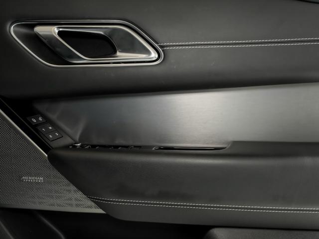 レンジローバーヴェラール Ｒ　ダイナミック　ＳＥ　３８０ＰＳ　ブラックパック　ブラックＳＲ　ドライブパック　パークパック　ステリングヒーター　ＭＥＲＩＤＩＡＮ　２０ＡＷ（22枚目）