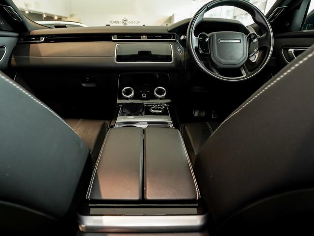レンジローバーヴェラール Ｒ　ダイナミック　ＳＥ　３８０ＰＳ　ブラックパック　ブラックＳＲ　ドライブパック　パークパック　ステリングヒーター　ＭＥＲＩＤＩＡＮ　２０ＡＷ（30枚目）