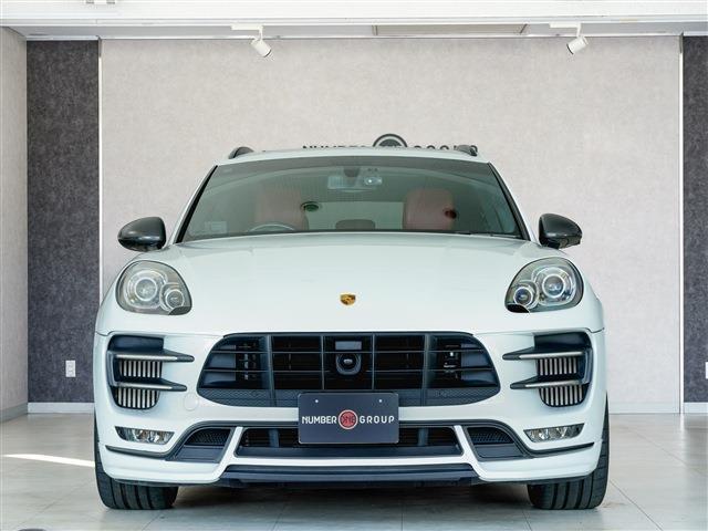 マカン マカン ターボ スポクロ エアサス ACC パノラマSR カーボンインテリア カーボンステアリング 21AW(2枚目)