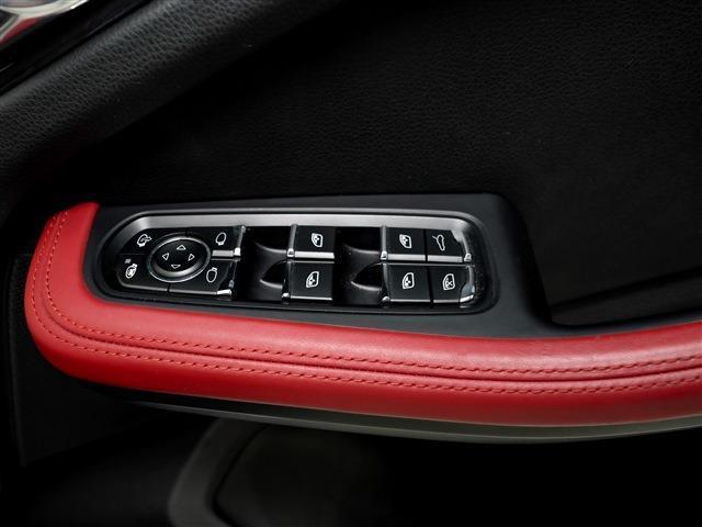 マカン マカン ターボ スポクロ エアサス ACC パノラマSR カーボンインテリア カーボンステアリング 21AW(23枚目)