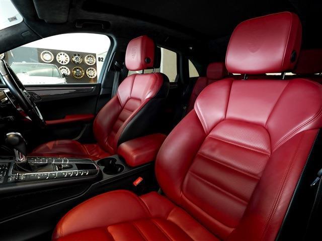 マカン マカン ターボ スポクロ エアサス ACC パノラマSR カーボンインテリア カーボンステアリング 21AW(25枚目)