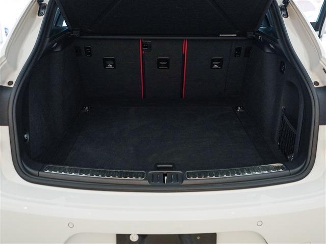 マカン マカン ターボ スポクロ エアサス ACC パノラマSR カーボンインテリア カーボンステアリング 21AW(39枚目)