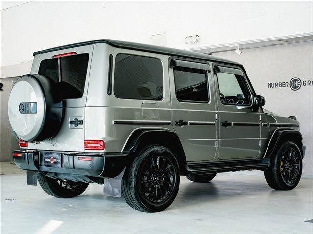 Gクラス G350d AMGライン ツートンラッピング ガラスSR ブルメスター AMGスタイルPKG 本革シート 20AW(5枚目)