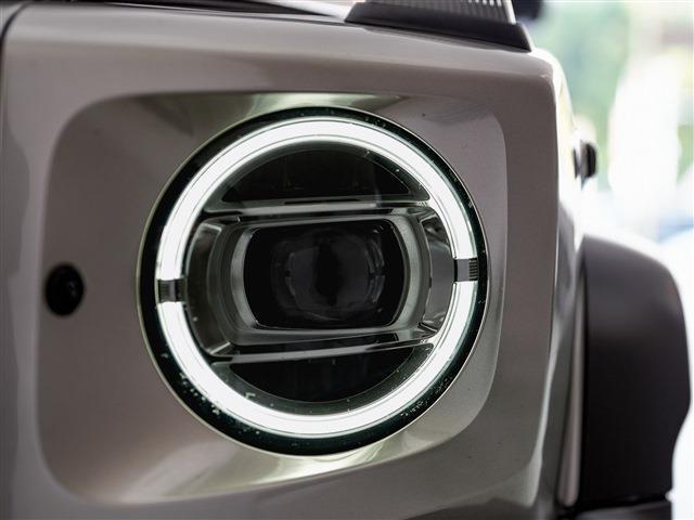 Gクラス G350d AMGライン ツートンラッピング ガラスSR ブルメスター AMGスタイルPKG 本革シート 20AW(9枚目)