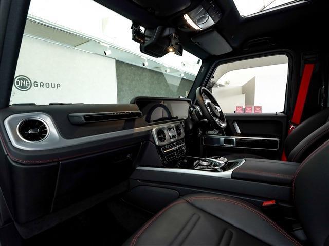 Gクラス G350d AMGライン ツートンラッピング ガラスSR ブルメスター AMGスタイルPKG 本革シート 20AW(15枚目)