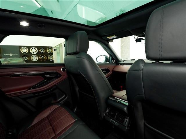 レンジローバーイヴォーク R-ダイナミック HSE ブラックパック パノラマSR アンビエント HUD ブラックルーフ ステアリングヒーター MERIDIAN 20AW(30枚目)