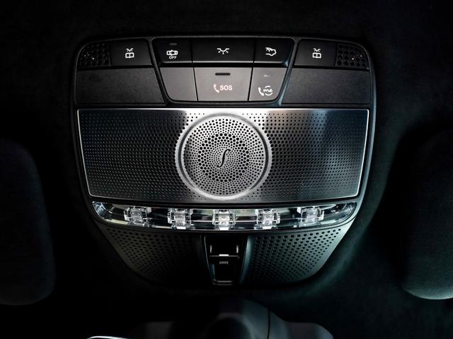 Ｇクラス Ｇ４００ｄ　マヌファクトゥーアエディション　ナイトＰＫＧ　ブラック／グレーダイヤステッチシート　ラグジュアリーＰＫＧ　　ブラックペイント２０ＡＷ（18枚目）