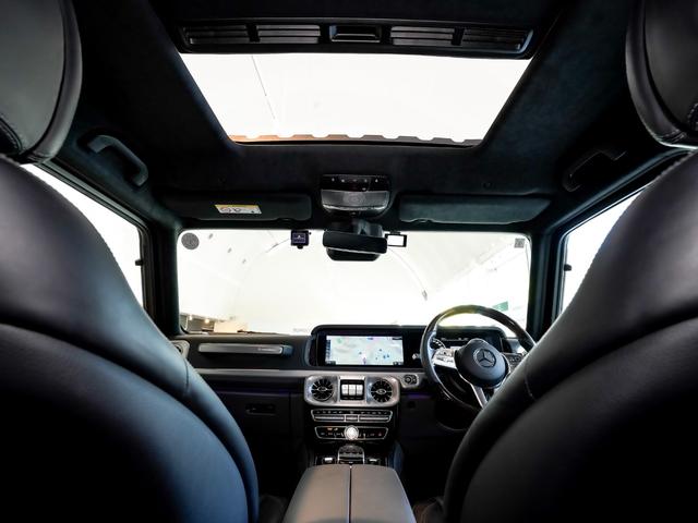 Ｇクラス Ｇ４００ｄ　マヌファクトゥーアエディション　ナイトＰＫＧ　ブラック／グレーダイヤステッチシート　ラグジュアリーＰＫＧ　　ブラックペイント２０ＡＷ（32枚目）