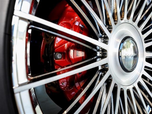 ディフェンダー 　電動サイドステップ　パノラマＳＲ　ブラックパック　エアサス　　ＭＥＲＩＤＥＡＮサウンド　ＶＯＳＥＥＮ２４ＡＷ（11枚目）