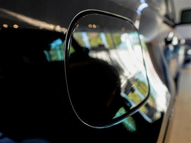 ディフェンダー 　電動サイドステップ　パノラマＳＲ　ブラックパック　エアサス　　ＭＥＲＩＤＥＡＮサウンド　ＶＯＳＥＥＮ２４ＡＷ（40枚目）