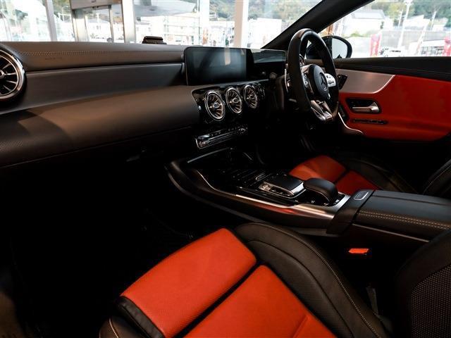 ＣＬＡクラス ＣＬＡ４５　Ｓ　４マチック＋　パノラマＳＲ　ＡＭＧアドバンスドＰＫＧ　ＡＭＧパフォーマンスＰＫＧ　レーダーセーフティーＰＫＧ　ナビＰＫＧ（13枚目）