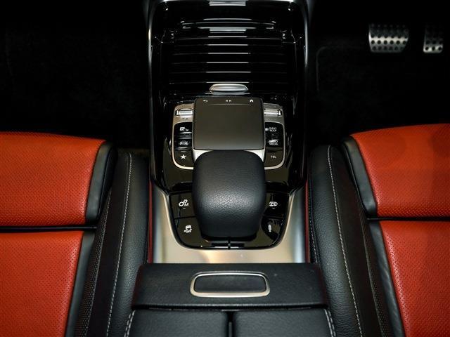 ＣＬＡクラス ＣＬＡ４５　Ｓ　４マチック＋　パノラマＳＲ　ＡＭＧアドバンスドＰＫＧ　ＡＭＧパフォーマンスＰＫＧ　レーダーセーフティーＰＫＧ　ナビＰＫＧ（20枚目）