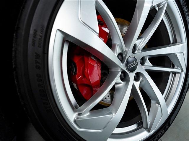 ����E�����������Ă���܂��B���C�y�ɂ����k���������B