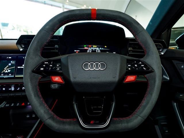 ���ЂɂāA�����N���[�j���O�����{���Ă���܂��̂ŋC�����悭����肢�������܂��B