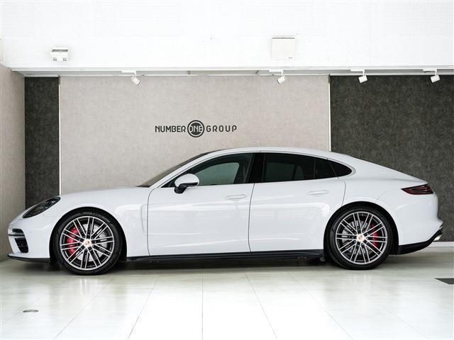 パナメーラ ターボ　パノラマＳＲ　スポクロ　カーボンＰＫＧ　ソフトクローズ　パークアシスト　ＬＥＤマトリックス　２１ＡＷ（6枚目）