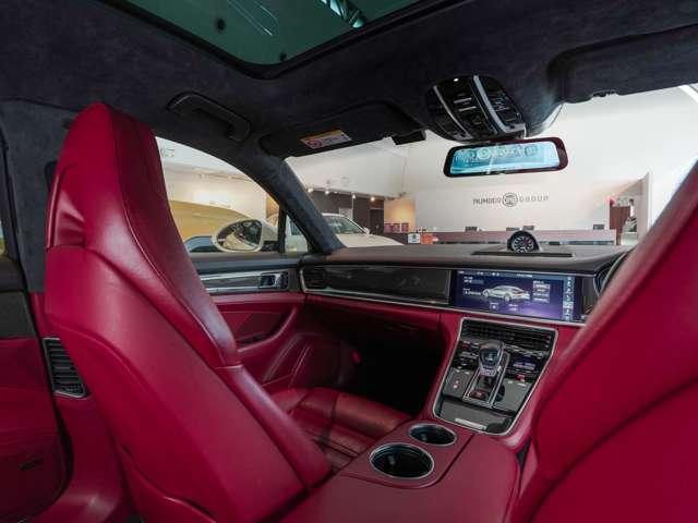 パナメーラ ターボ　パノラマＳＲ　スポクロ　カーボンＰＫＧ　ソフトクローズ　パークアシスト　ＬＥＤマトリックス　２１ＡＷ（25枚目）