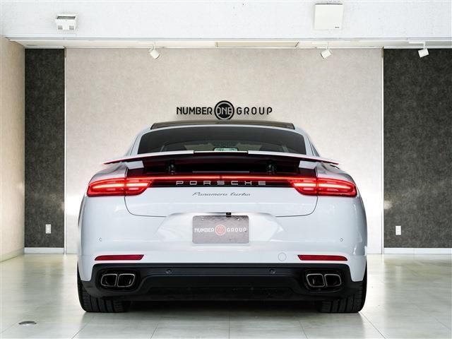 パナメーラ ターボ　パノラマＳＲ　スポクロ　カーボンＰＫＧ　ソフトクローズ　パークアシスト　ＬＥＤマトリックス　２１ＡＷ（33枚目）