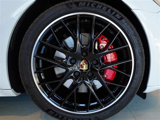 �I�v�V�����F�J�[�{���C���e���A�p�b�P�[�W�A�g���t�B�b�N�W�����A�V�X�g