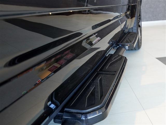 ディフェンダー １１０Ｘ－ダイナミックＨＳＥ　Ｄ３００　エアサスペンションパック　ＨＵＤ　ブッラクパック　コールドパック　キャビンライティング　２２ＡＷ（9枚目）