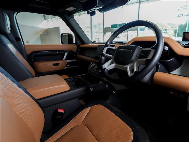 ディフェンダー １１０Ｘ－ダイナミックＨＳＥ　Ｄ３００　エアサスペンションパック　ＨＵＤ　ブッラクパック　コールドパック　キャビンライティング　２２ＡＷ（14枚目）