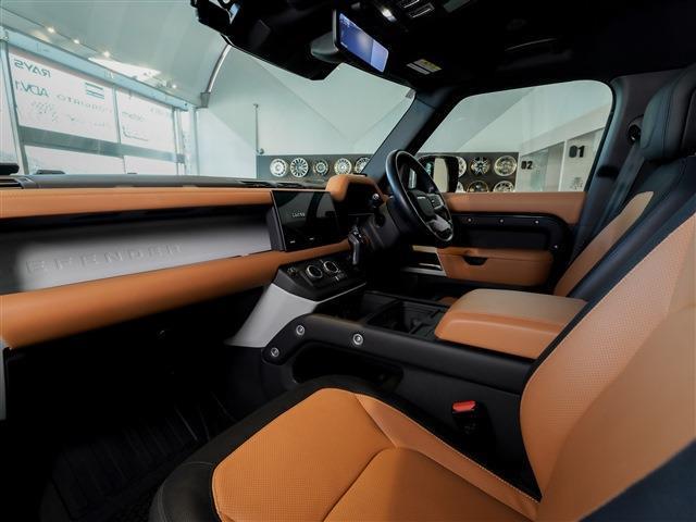 ディフェンダー １１０Ｘ－ダイナミックＨＳＥ　Ｄ３００　エアサスペンションパック　ＨＵＤ　ブッラクパック　コールドパック　キャビンライティング　２２ＡＷ（26枚目）