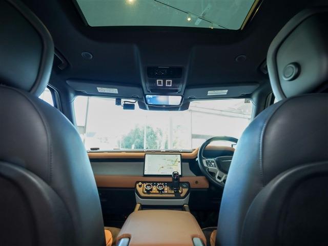 ディフェンダー １１０Ｘ－ダイナミックＨＳＥ　Ｄ３００　エアサスペンションパック　ＨＵＤ　ブッラクパック　コールドパック　キャビンライティング　２２ＡＷ（31枚目）