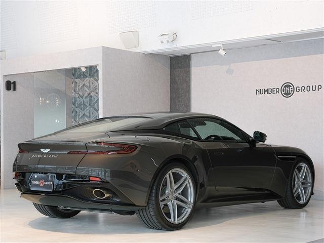 ＤＢ１２ ベースグレード　Ｂ＆Ｗサウンド　インスパイアインテリア　１６ｗａｙシート　ヒートシーター＆ベンチレーション（5枚目）