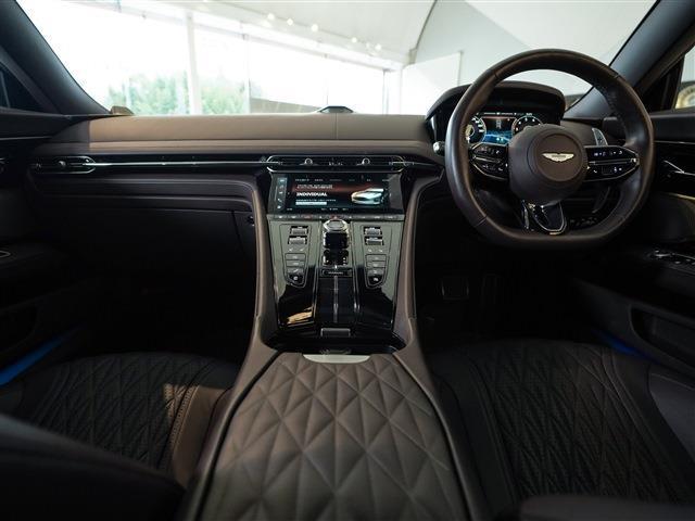 ＤＢ１２ ベースグレード　Ｂ＆Ｗサウンド　インスパイアインテリア　１６ｗａｙシート　ヒートシーター＆ベンチレーション（13枚目）