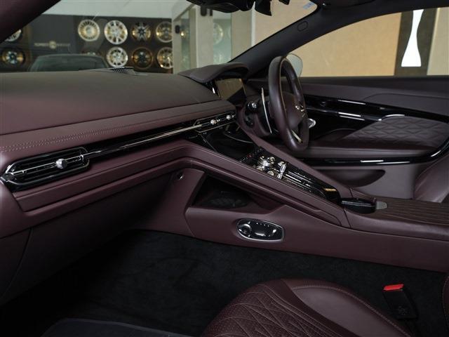 ＤＢ１２ ベースグレード　Ｂ＆Ｗサウンド　インスパイアインテリア　１６ｗａｙシート　ヒートシーター＆ベンチレーション（30枚目）