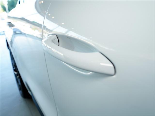 ���X�͎��А����H����������Ă���A���w����̃A�t�^�[�t�H���[�܂ł�������ƑΉ������Ă��������܂��B