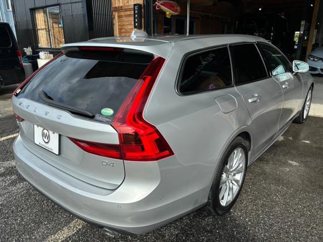 Ｖ９０ Ｄ４　モメンタム　黒革　ディーゼル（35枚目）
