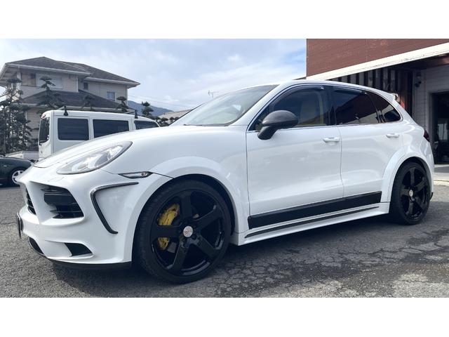 カイエン ベースグレード　ＭＡＮＳＯＲＹキット　スポーツクロノＰＫＧ（7枚目）