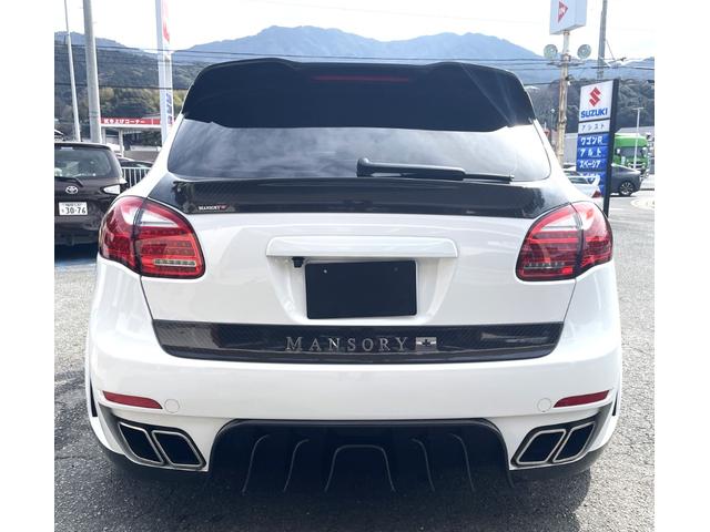 カイエン ベースグレード　ＭＡＮＳＯＲＹキット　スポーツクロノＰＫＧ（15枚目）