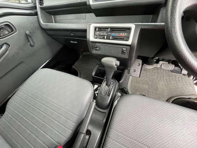 スタンダード ラジオ/走行1800キロ/マニュアルエアコン装備/禁煙車/ワンオーナー車/定期点検記録簿/1年保証付き/(14枚目)