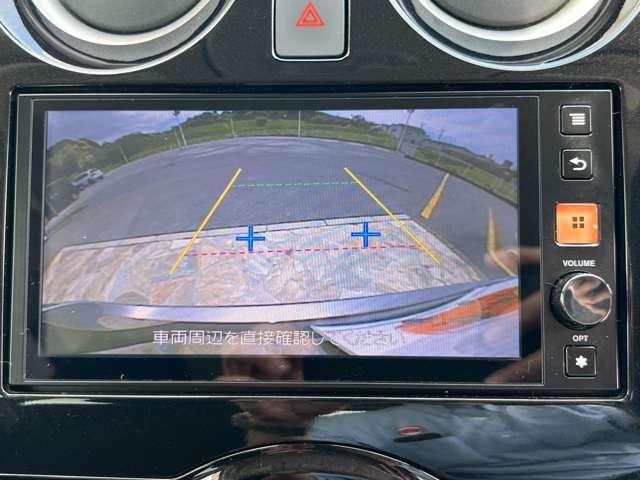 ノート ｅ－パワー　Ｘ　禁煙車／エマージェンシーブレーキ／純正ディスプレーオーディオ／レーンキープ／バックカメラ／ＥＴＣ／アイドリングストップ／スマートキー／横滑り防止装置／パワーウィンドウ／パワステ／定期点検記録簿／（8枚目）