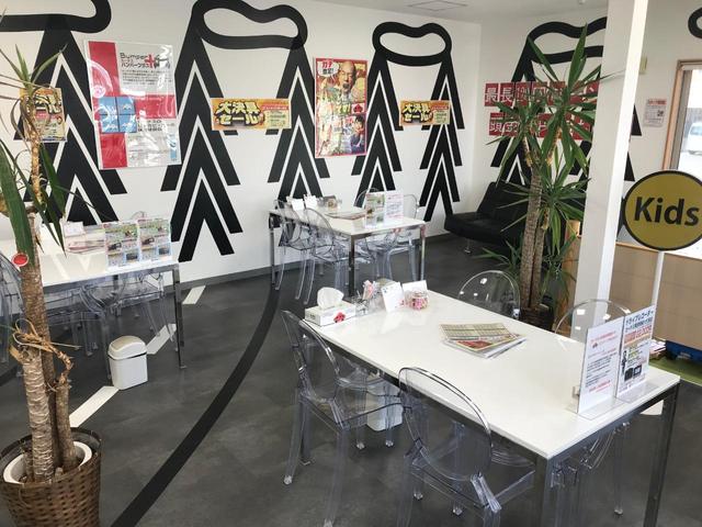 ノート ｅ－パワー　Ｘ　禁煙車／エマージェンシーブレーキ／純正ディスプレーオーディオ／レーンキープ／バックカメラ／ＥＴＣ／アイドリングストップ／スマートキー／横滑り防止装置／パワーウィンドウ／パワステ／定期点検記録簿／（59枚目）