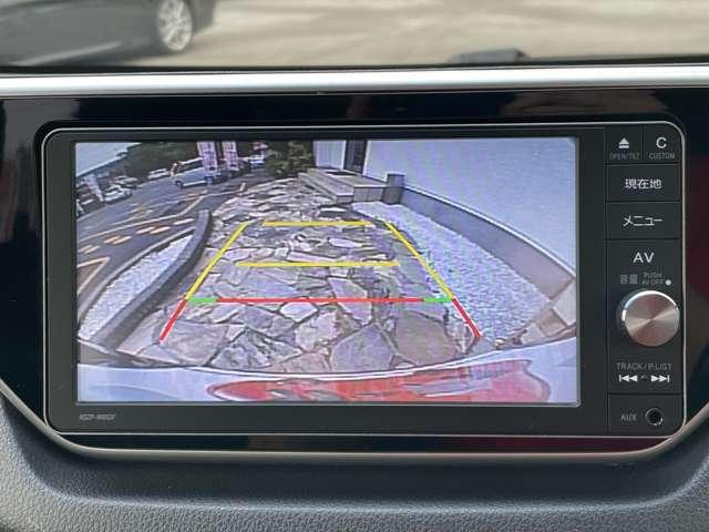 ムーヴ カスタム　ＲＳ　ハイパーＳＡ　衝突被害軽減ブレーキ／フルセグナビ／Ｂｌｕｅｔｏｏｔｈ対応／バックカメラ／オートエアコン／ステアリングスイッチ／オートライト／スマートキー／ベンチシート／パワーウィンドウ／パワステ／横滑り防止装置／（8枚目）