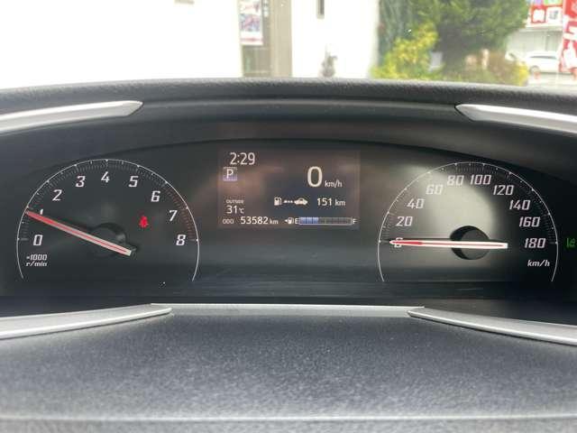 シエンタ Ｇ　禁煙車／衝突被害軽減ブレーキ／両側電動スライドドア／純正ＳＳＤナビ／ワンセグＴＶ／Ｂｌｕｅｔｏｏｔｈ／バックカメラ／ＬＥＤヘッドライト／ＥＴＣ／スマートキー／オートエアコン／パワステ／横滑り防止装置／（10枚目）