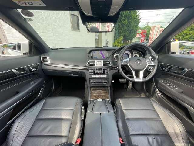 Ｅクラス Ｅ２５０カブリオレＡＭＧスポーツＰｋ　禁煙車／フル装備／ＡＢＳ／Ｗエアバック／純正ＨＤＤナビ／ＤＴＶ／バックカメラ／ＬＥＤヘッドライト／黒革シート／シートヒーター／純正１８インチアルミホイール／オートライト／ＥＴＣ／スマートキー／（5枚目）